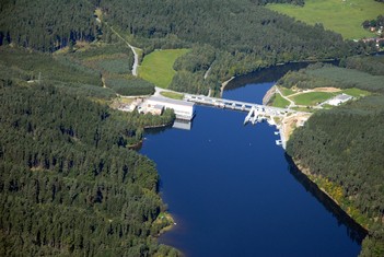 Vodní elektrárna Hněvkovice s čerpací stanicí chladicí vody pro JE Temelín