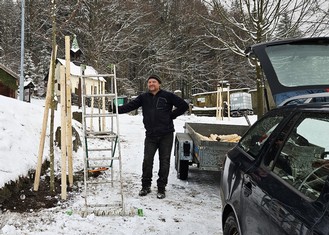 Nová alej podél Křížové cesty ke kostelu sv. Štěpána Paduanského v Bedřichově.